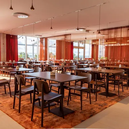 Hotell Tervise Paradiis 4*