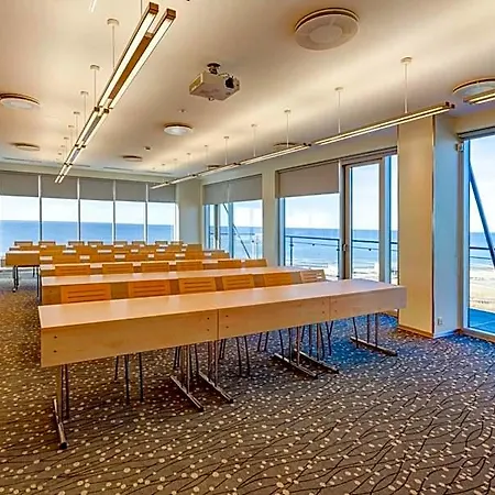 Hotel Tervise Paradiis 4*